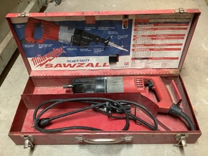 Milwaukee Heavy Duty SawZall