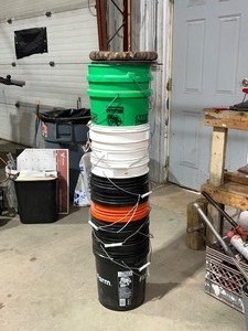 5 Gallon Buckets & Seat
