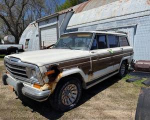 1987 AMC Jeep Grand Wagoneer