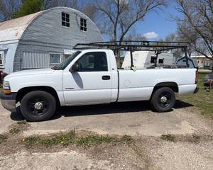 2002 Chevrolet Silverado 1500, Regular Cab wPipe Rack