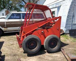 Gehl 2500 Skid Loader