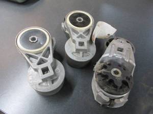 INTERNATIONAL AND DAYCO BELT TENSIONERS - NEW