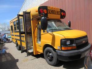 BLUEBIRD HANDICAP SCHOOL BUS