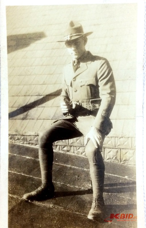 lot 30 image: Treasure Trove Lot of Old Paper, Photographs of WWI Uniformed & WWII Uniformed Service men & More