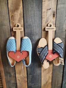 2 Pair New Minnetonka Moccasins Womens Footwear Size 6