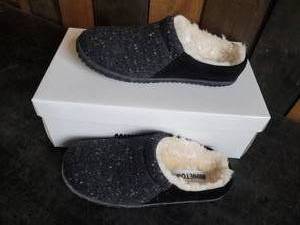 New Minnetonka Moccasins Tahoe Clog Size 5M Black