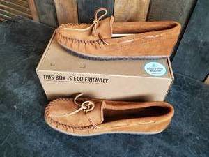New Minnetonka Moccasins  Womens Tie Tread Brown Size 11
