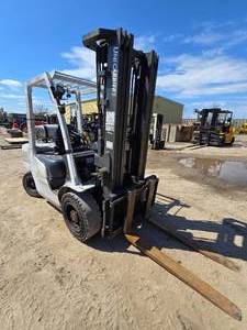 2015 UniCarrier MUG1F2A30LV 6000lb LP Forklift