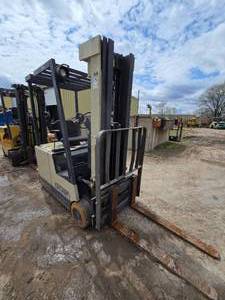 1993 Crown 30SCTT 36 Volt Electric Forklift - Parts or Repair
