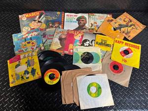 Peter Pan Records Vintage 7 Inch 45 RPM Vinyl Collection - MGM & Columbia & Kapp