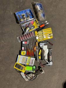 Husky NACK Pro Industrial Knife System Kit & Stanley 25 Tape & Schlage Template