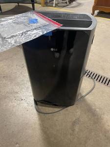 LG Dehumidifier UD701KOG3  UD551GKG3 with Owners Manual