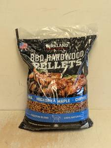 KIRKLAND SIGNATURE BBQ HARDWOOD PELLETS