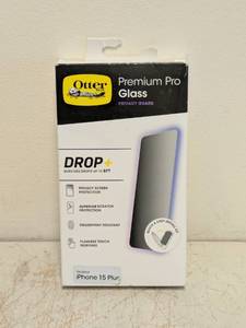 NEW OTTERBOX PREMIUM PRO GLASS PRIVACY GUARD FOR IPHONE 15 PLUS