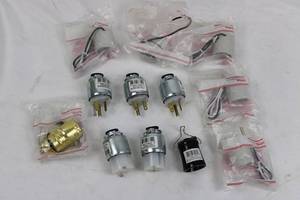 Pass & Seymour Legrand Lampholders, Porcelain Bracket Mount - Cat 8052-CC10  PS620PA-CC20