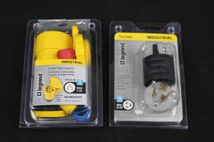 Legrand Pass & Seymour Turnlok PS15W47CCV3 Straight Blade Connector & L5-15P Plug(2-Pack)