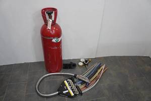 CO2 Tank with Beverage Dispensing Gun and Regulator