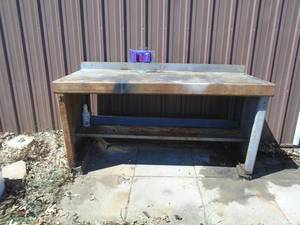 Metal work bench. 70 long. As shown.