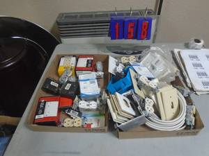 Flat of misc electrical. As shown. CASH ON SITE ONLY. PICKUP IS MONDAY MAY 4TH FROM 11 AM TO 4 PM. REGARDLESS WHAT THE SCHEDULE STATES.