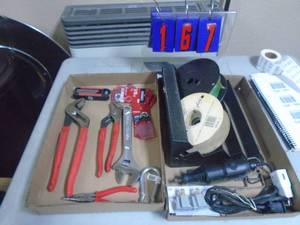 2 flats of misc tools. As shown. CASH ON SITE ONLY. PICKUP IS MONDAY MAY 4TH FROM 11 AM TO 4 PM. REGARDLESS WHAT THE SCHEDULE STATES.