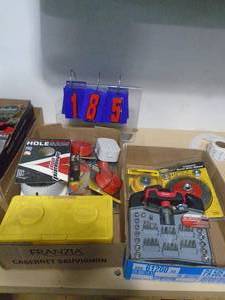 Wire wheels & misc hole saws. As shown. CASH ON SITE ONLY. PICKUP IS MONDAY MAY 4TH FROM 11 AM TO 4 PM. REGARDLESS WHAT THE SCHEDULE STATES.