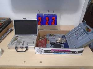 Dremel accessories. As shown. CASH ON SITE ONLY. PICKUP IS MONDAY MAY 4TH FROM 11 AM TO 4 PM. REGARDLESS WHAT THE SCHEDULE STATES.