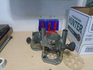 Craftsman router bases. As shown. CASH ON SITE ONLY. PICKUP IS MONDAY MAY 4TH FROM 11 AM TO 4 PM. REGARDLESS WHAT THE SCHEDULE STATES.