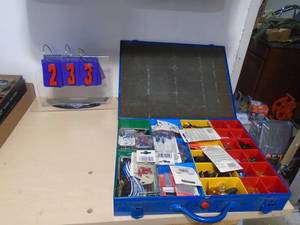 Organizer of auto parts. As shown. CASH ON SITE ONLY. PICKUP IS MONDAY MAY 4TH FROM 11 AM TO 4 PM. REGARDLESS WHAT THE SCHEDULE STATES.