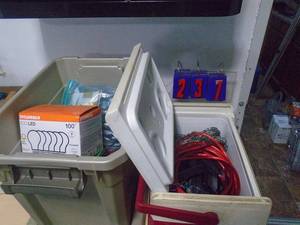 Cooler with wiring & light bulbs. As shown. CASH ON SITE ONLY. PICKUP IS MONDAY MAY 4TH FROM 11 AM TO 4 PM. REGARDLESS WHAT THE SCHEDULE STATES.