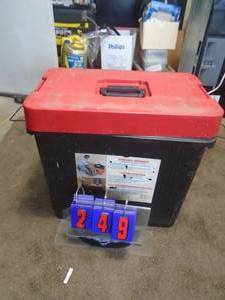 Misc stuff. As shown. CASH ON SITE ONLY. PICKUP IS MONDAY MAY 4TH FROM 11 AM TO 4 PM. REGARDLESS WHAT THE SCHEDULE STATES.