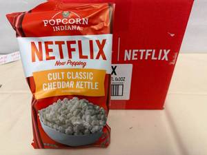 6x Netflix Cult Classic-Cheddar Kettle