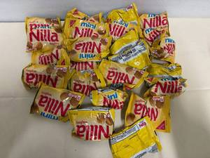 24x 1oz bags Mini Nilla Wafers