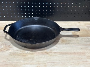 Cast Iron Pan
