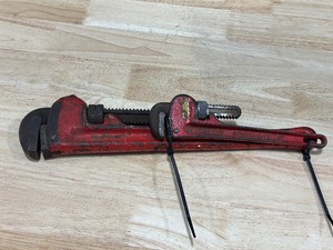Pipe Wrenches