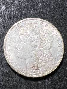 1921-S US MORGAN SILVER DOLLAR