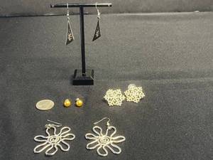 VTG Sterling Silver 925 Backs on 1 Pair w 4 Pairs of Earrings Mixed Lot