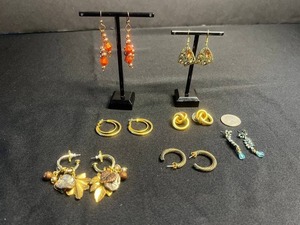 VTG Costume Jewelry Earrings Mixed Lot