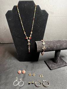 Jewelry Set - Lauren Conrad Necklace, Bracelet & Earrings Mixed Lot
