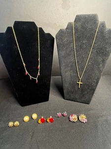 VTG Costume Jewelry Mixed Lot - 2 Necklaces & 5 Pairs of Earrings