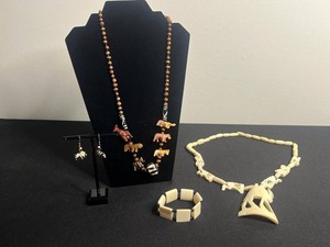 VTG Beaded Jewelry Mixed Lot of 4 - Two Necklaces, Bracelet & Earrings