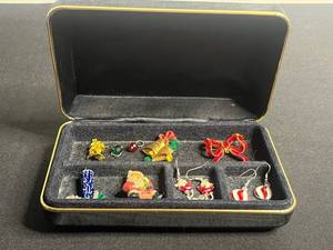 VTG Holiday Jewelry Assortment - Christmas Pins & Earrings in Case
