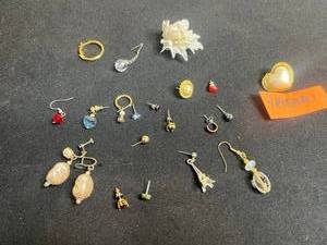 Broken & Single Earrings Mixed Lot - Costume Jewelry Assortment