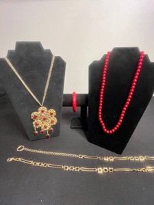 Cool VTG Costume Jewelry Mixed Lot of 4 - Inc Large Red & Gold Tone Filigree Floral Necklace