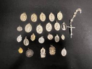 Catholic Religious Medals Mixed Lot