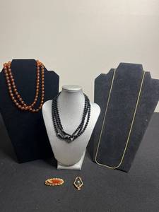 VTG Mixed Lot of Jewelry Necklaces & Pins (Lot of 5)