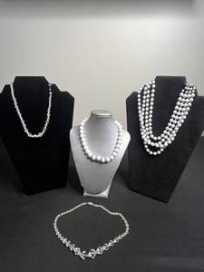 VTG Beaded Necklaces (Lot of 4)