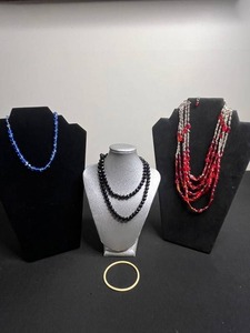 VTG Glass Bead Jewelry Mixed Lot of 4