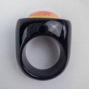 GSU 10K Yellow Gold Ring with Coral Cabochon - Onyx Cocktail Ring
