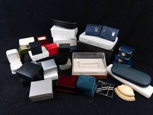 Assorted Jewelry Boxes & Cases - Mixed Lot of Presentation Boxes -Used