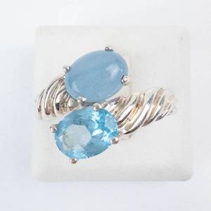 Italian Sterling Silver Ring With Two Blue Gemstones -Blue Topaz & Blue Jade Cabochon and Faceted. Ring Size 7